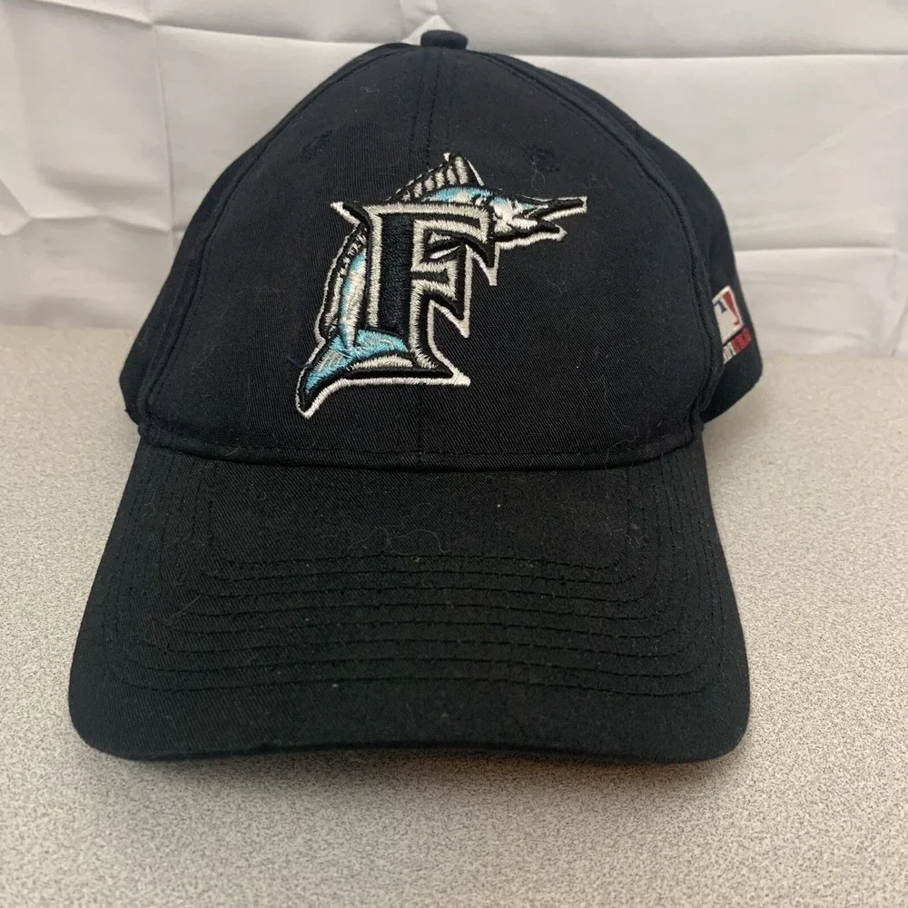 FLORIDA MARLINS ADJUSTABLE BALL HAT CAP YOUTH - MLB‎ Outdoor Caps